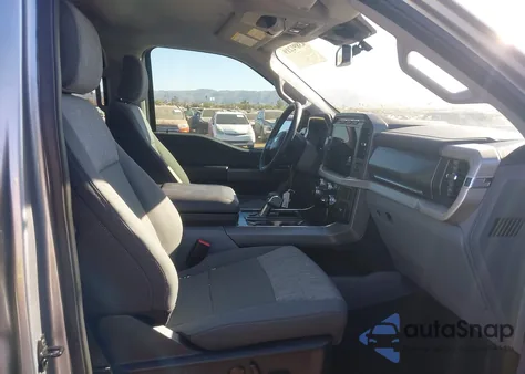 2023 Ford F-150 Lightning Xlt z USA, uszkodzony, nr VIN 1FTVW1EL2PWG43082